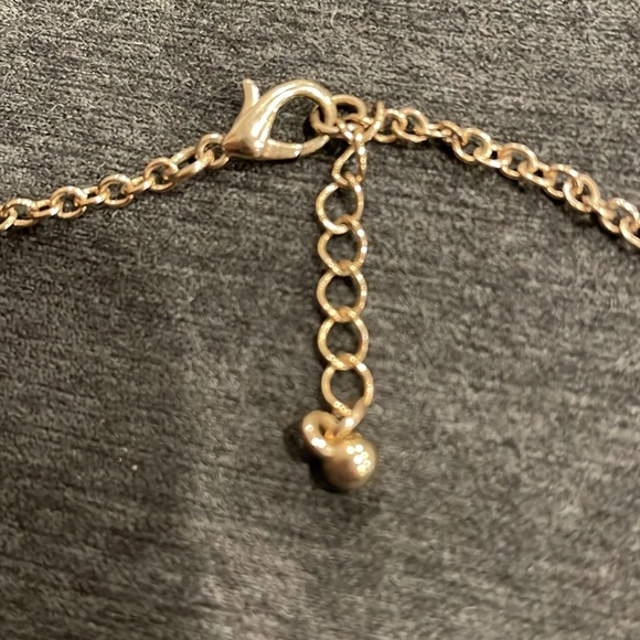 Beautiful vintage necklace with yellow flowers - Picture 4 of 4